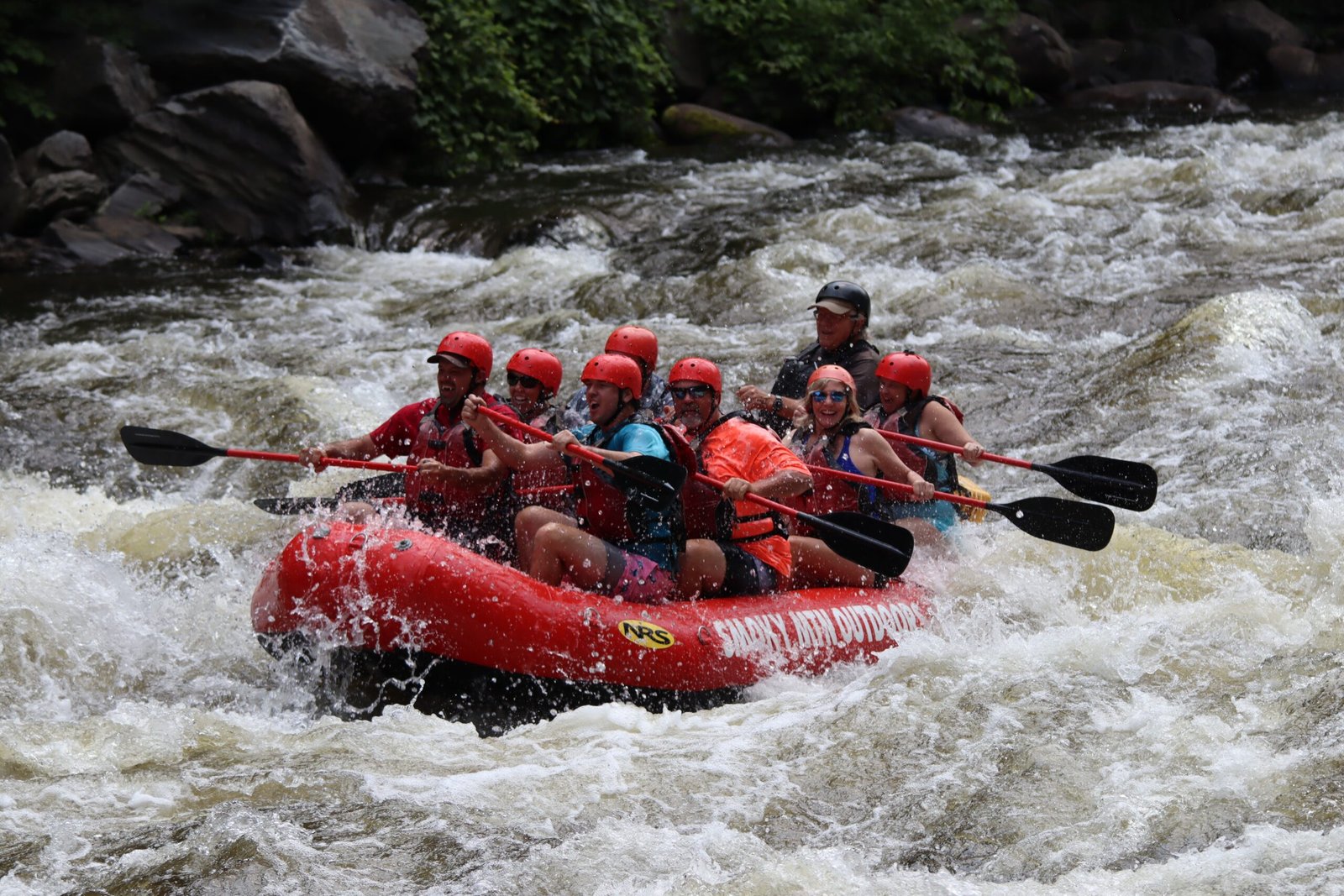 river rafting in manali
